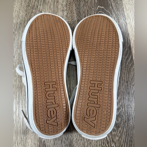 Hurley Carrie Low Top White Canvas Shoes - Size 6.5M - Picture 5 of 8